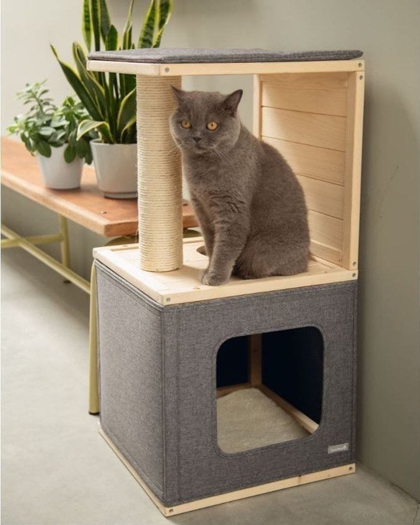 İki Katlı Kumaş Döşemeli Tırmalama Tahtalı Kedi Evi