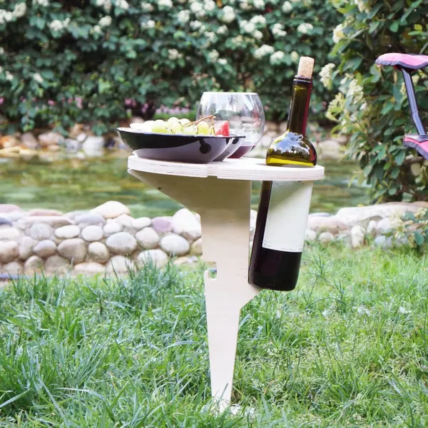Piknik ve Bahçeler İçin Taşınabilir Şarap & Kadeh Standı – Ahşap Tasarım